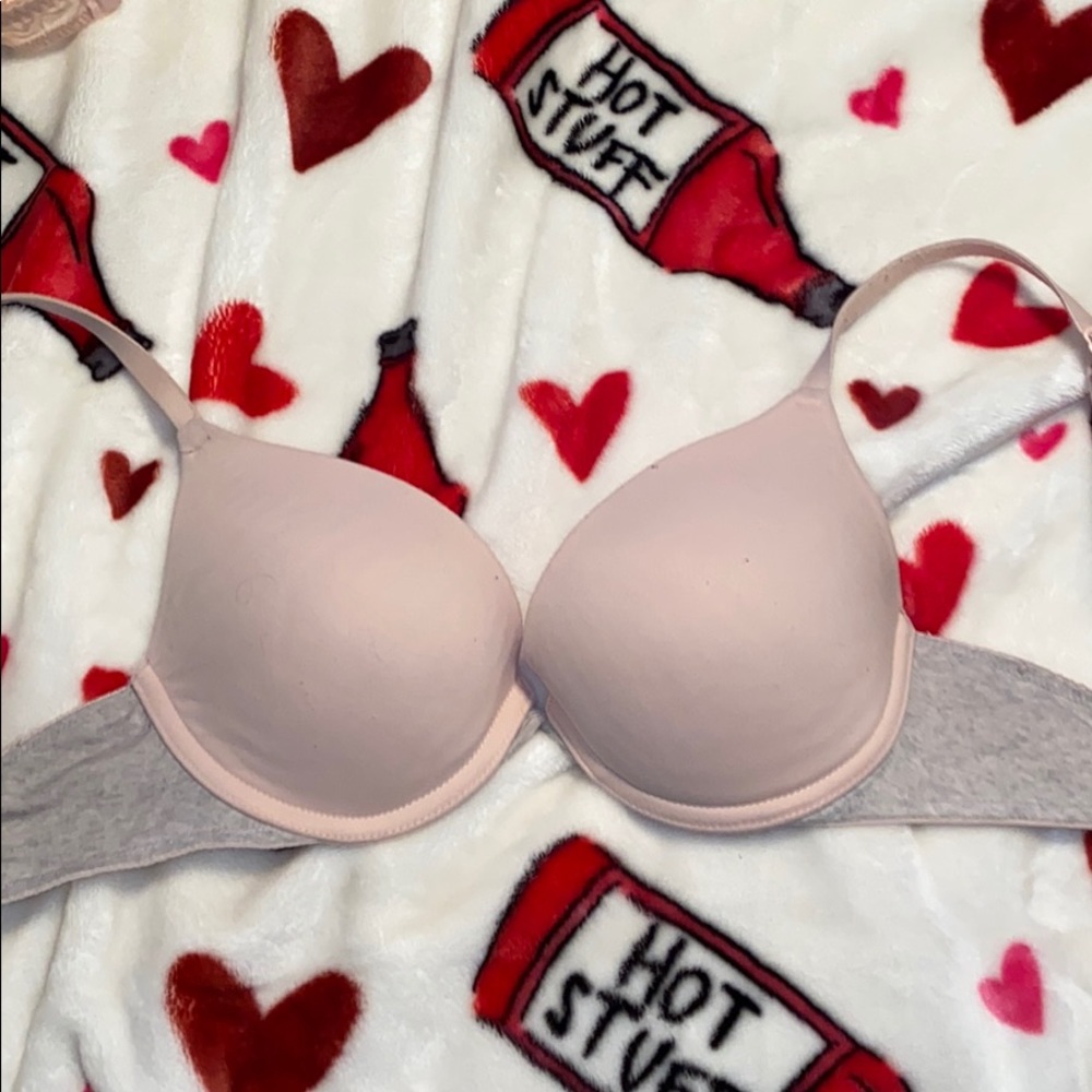 PINK BRA